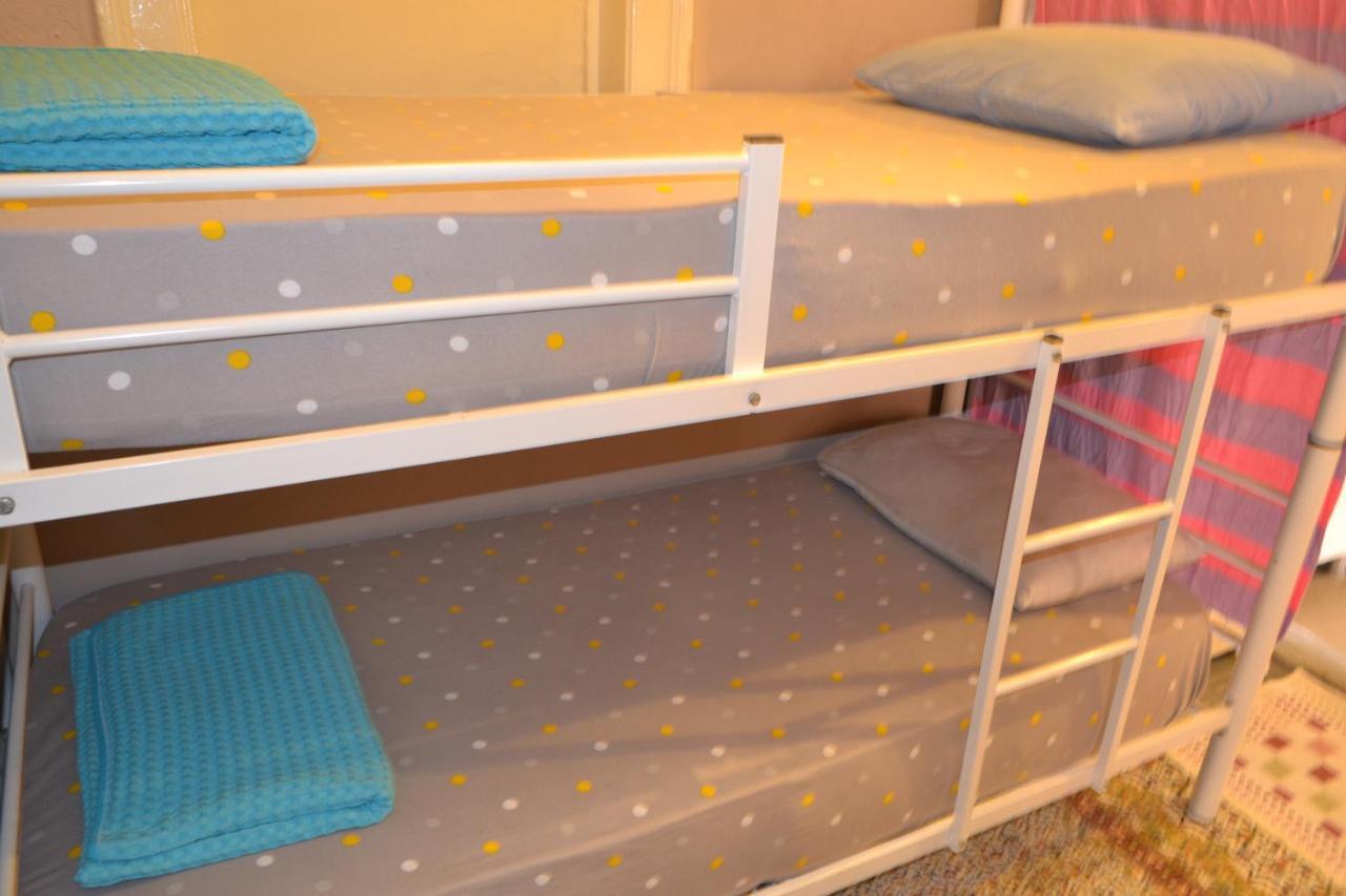 إزمير My Happy Home Hostel الغرفة الصورة